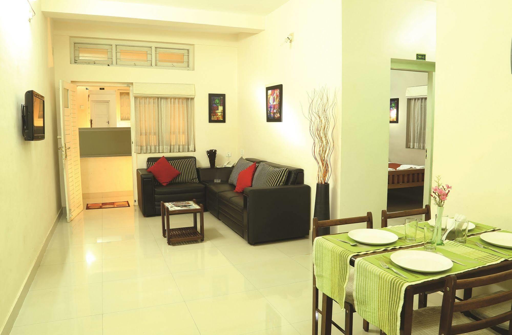 Wayanad Cliff Hotels Apartments Kalpetta Esterno foto