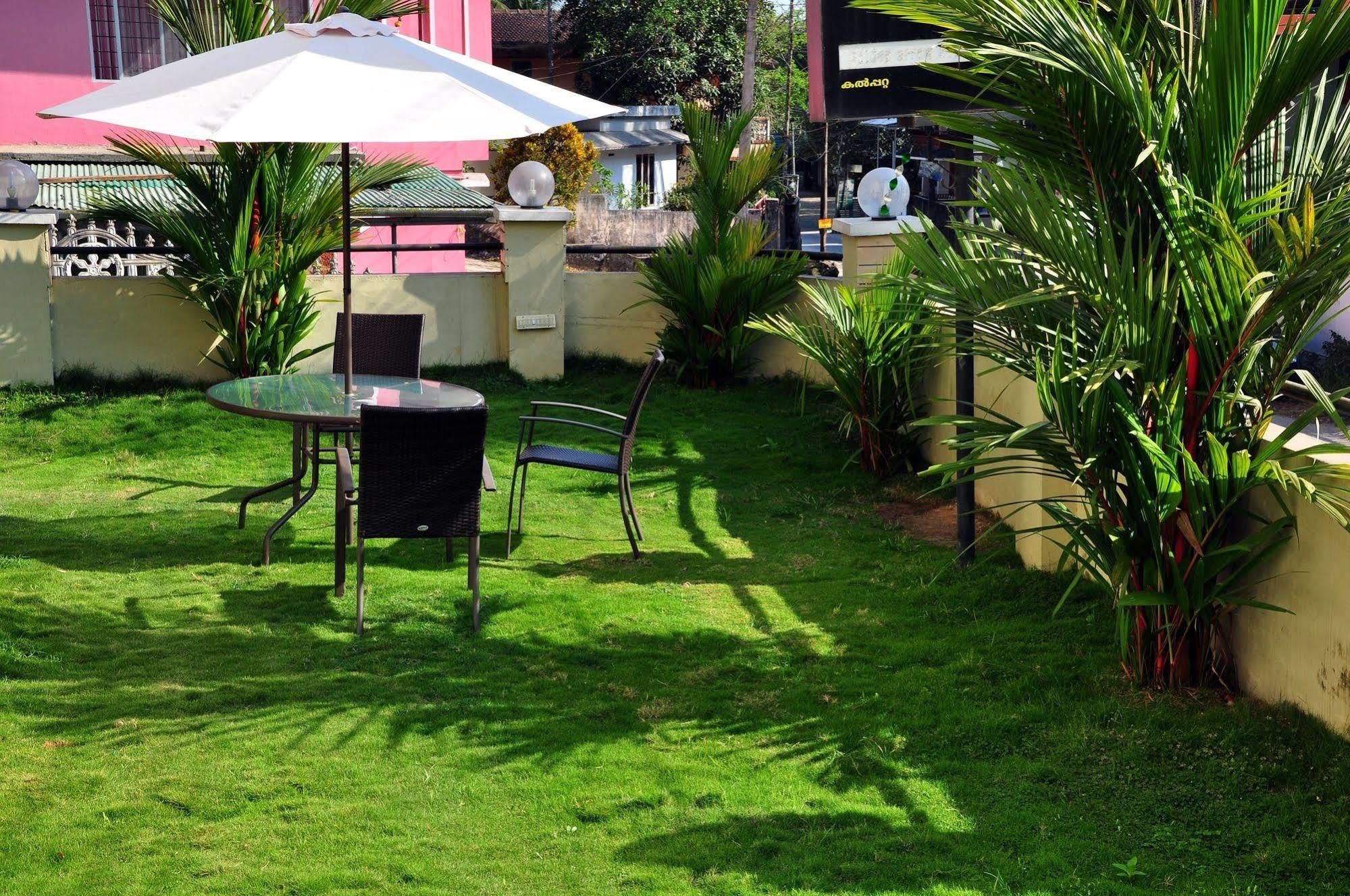Wayanad Cliff Hotels Apartments Kalpetta Esterno foto